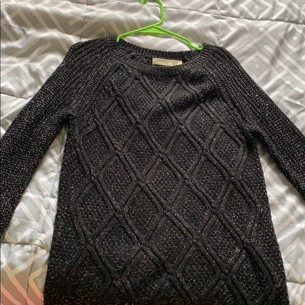 Black Sparkly Sweater🖤